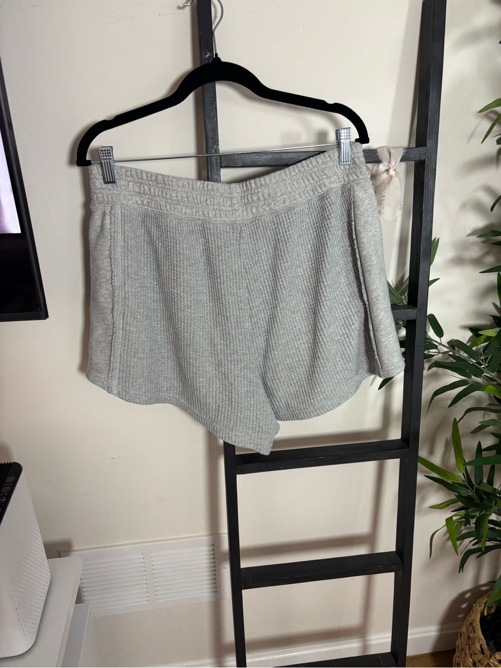 aerie Ribbed Knit Athletic Shorts - Light Gray